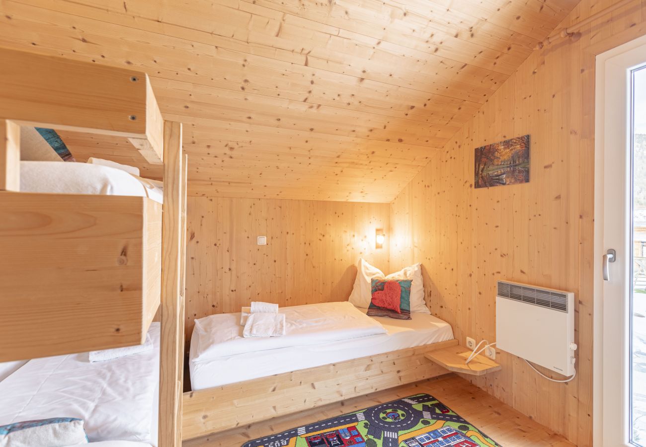 Ferienhaus in Murau - Ferienhaus # 22 mit 4 Schlafzimmern & IR-Sauna