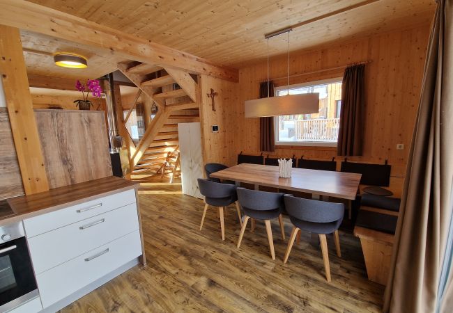 Ferienhaus in St. Georgen am Kreischberg - Chalet # 7 mit 3 Schlafzimmern & IR-Sauna