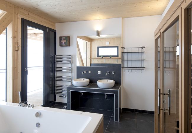 Ferienhaus in Pichl bei Schladming - Premium Chalet # 01 mit IR-Sauna & Whirlpool außen
