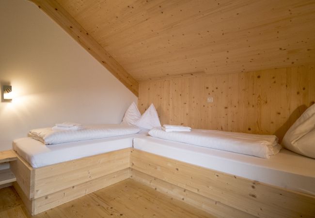 Ferienhaus in St. Georgen am Kreischberg - Chalet # 6b mit 4 Schlafzimmern & IR-Sauna
