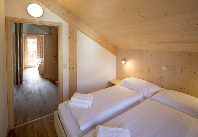 Ferienhaus in St. Georgen am Kreischberg - Chalet # 40b mit 4 Schlafzimmern & IR-Sauna