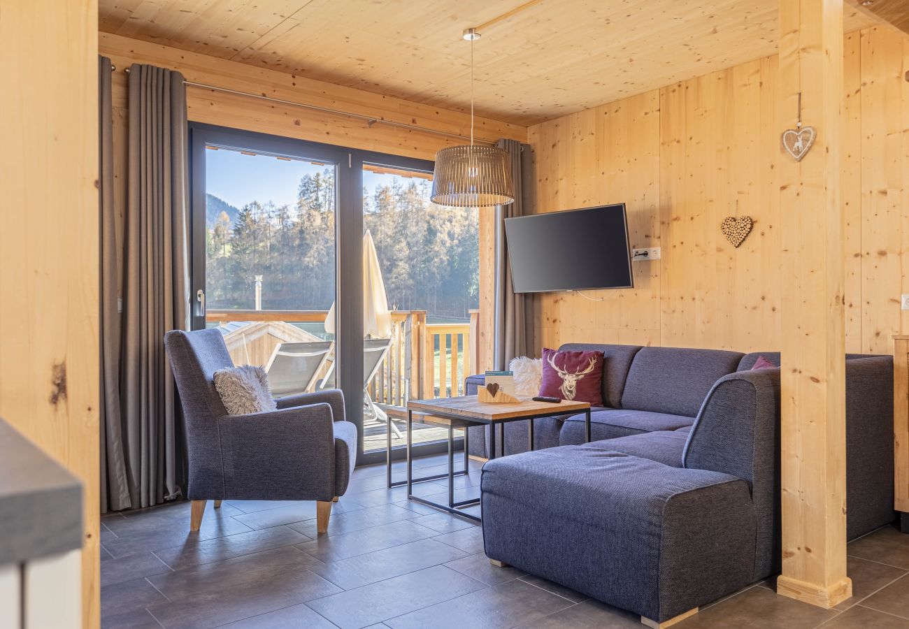 Ferienhaus in Steinach am Brenner - Chalet mit 4 Schlafzimmern für bis zu 8 Personen