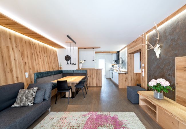 Ferienwohnung in Rohrmoos-Untertal - Premium Ferienwohnung mit 3 Schlafzimmern und Saunabereich